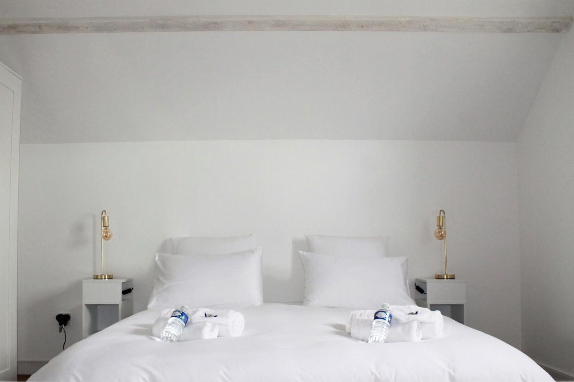 L'Equinoxe - Parking Prive - Zapart'Hotels Malesherbes Экстерьер фото