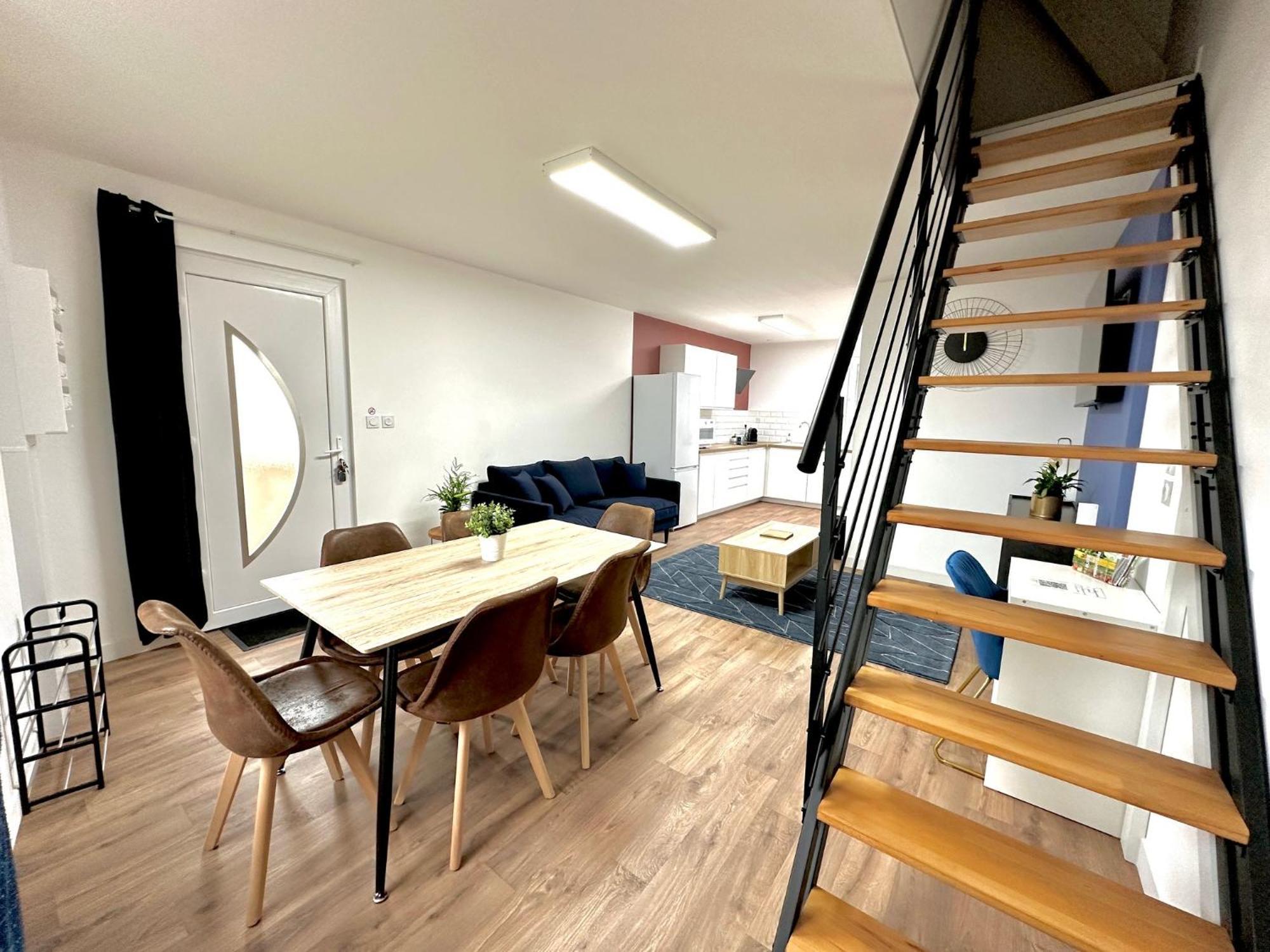 L'Equinoxe - Parking Prive - Zapart'Hotels Malesherbes Экстерьер фото